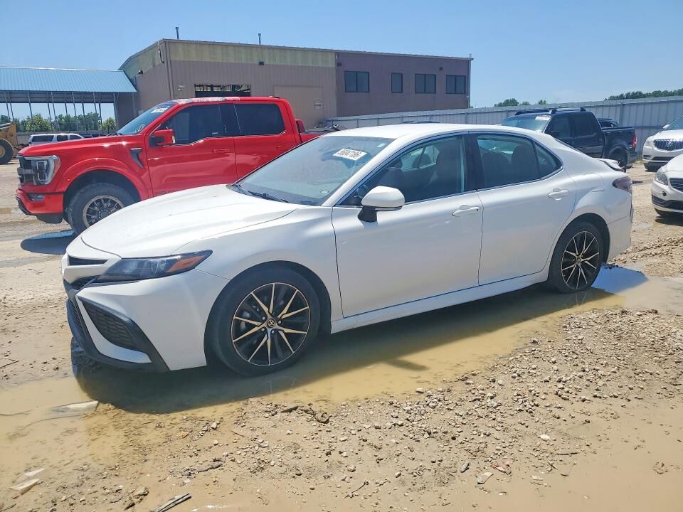 2023 TOYOTA Camry