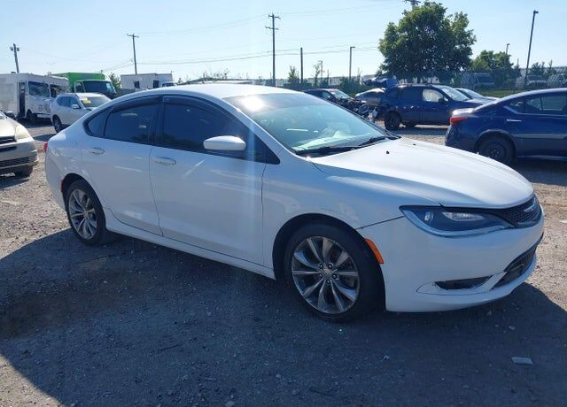 2015 CHRYSLER 200