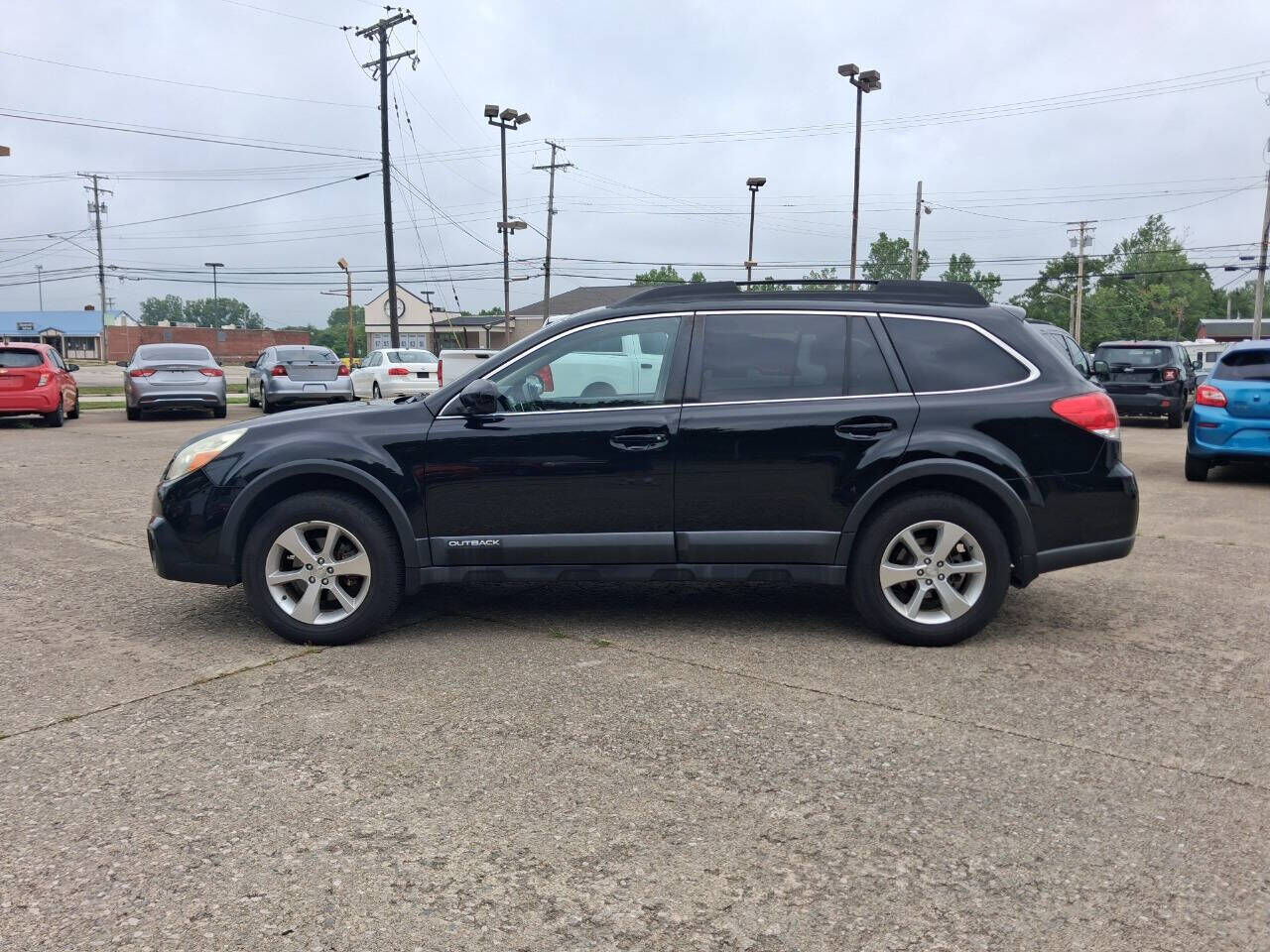 2013 SUBARU Outback