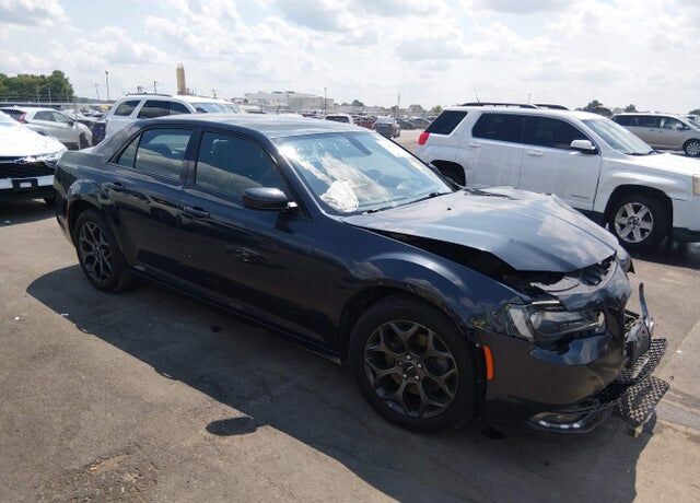 2018 CHRYSLER 300