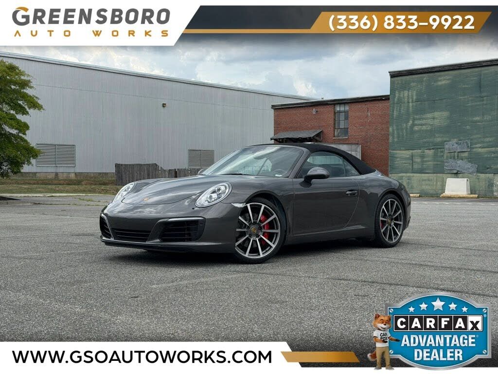 2017 PORSCHE 911