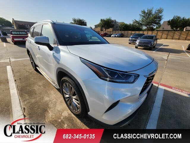 2020 TOYOTA Highlander