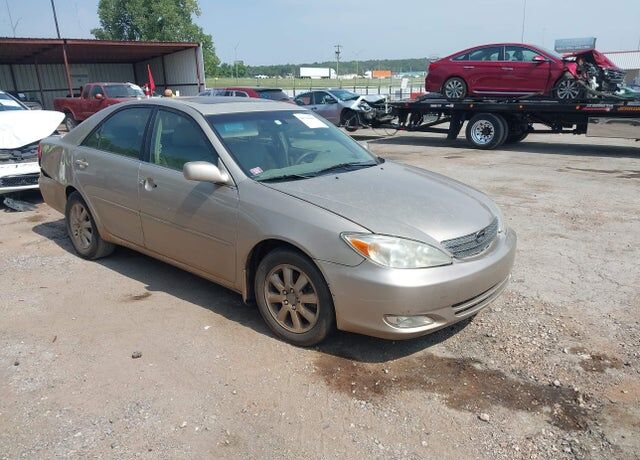 2003 TOYOTA Camry