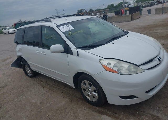 2008 TOYOTA Sienna