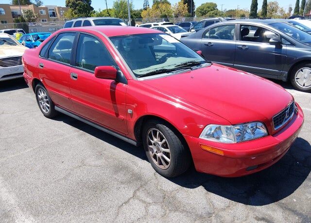 2003 VOLVO S40