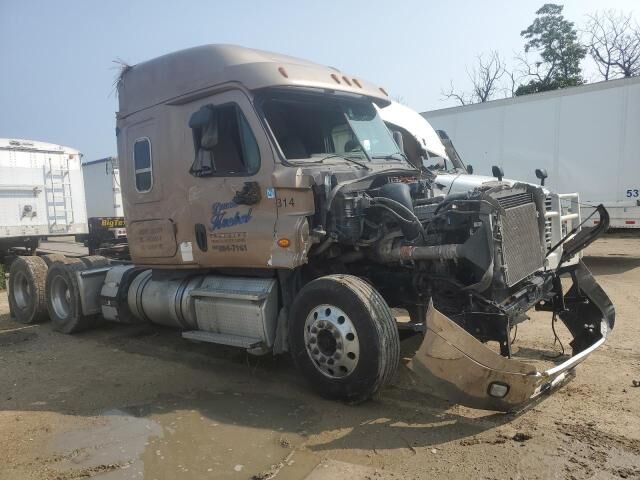 2015 FREIGHTLINER Cascadia