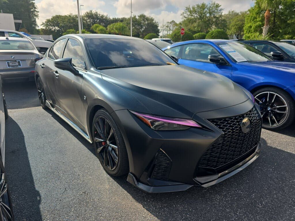 2023 LEXUS IS