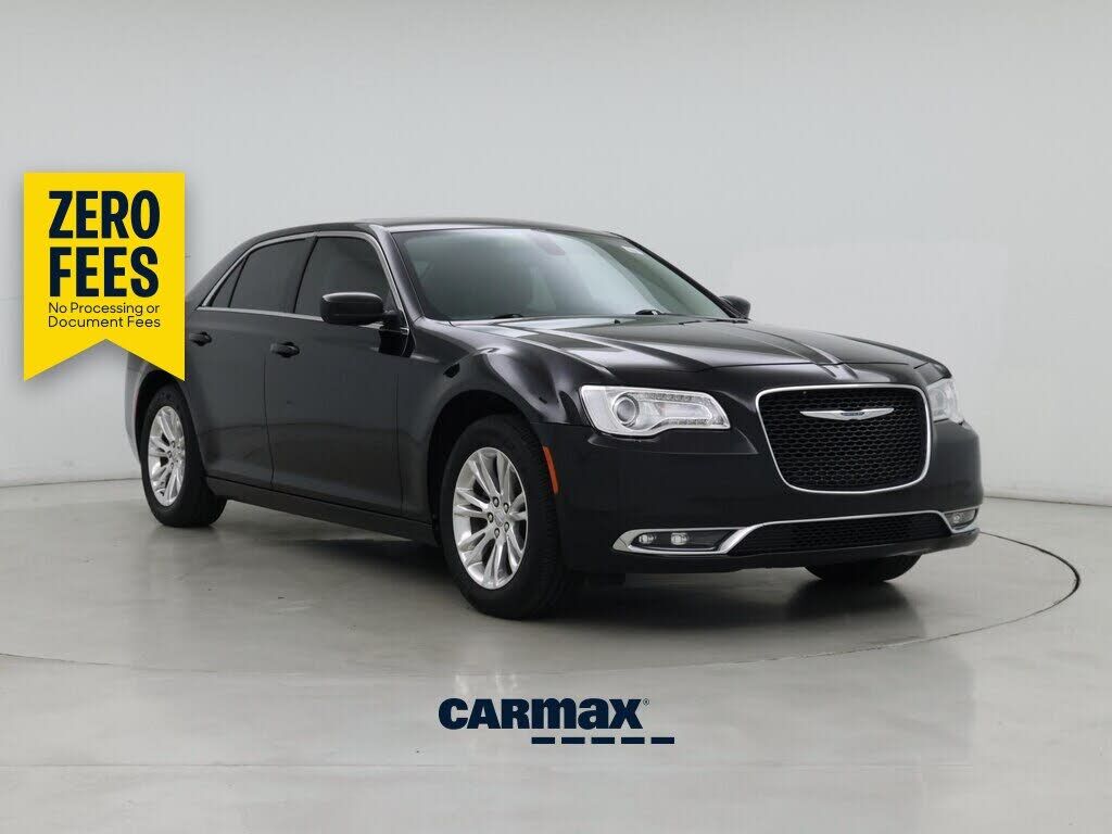 2017 CHRYSLER 300