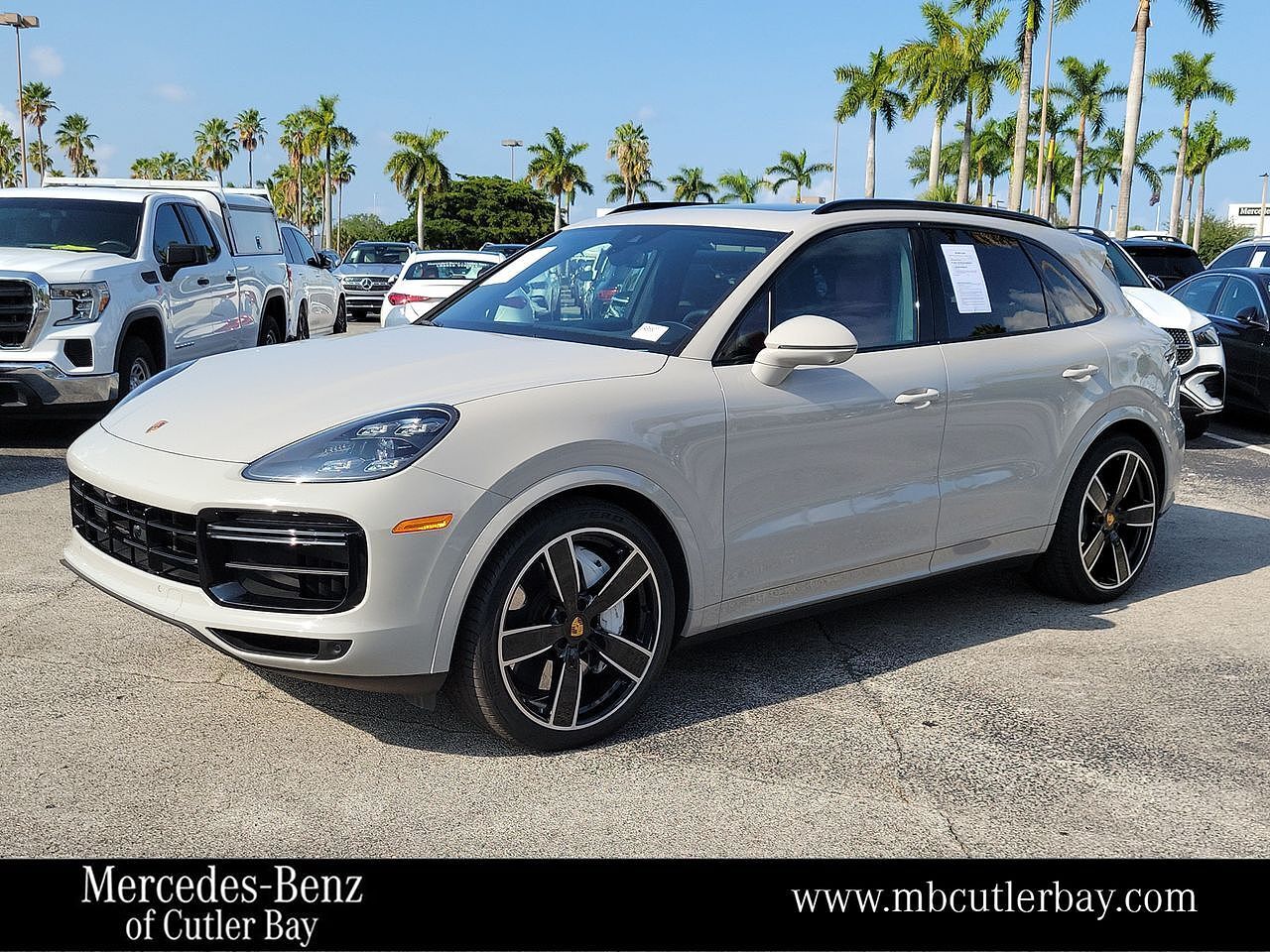 2021 PORSCHE Cayenne