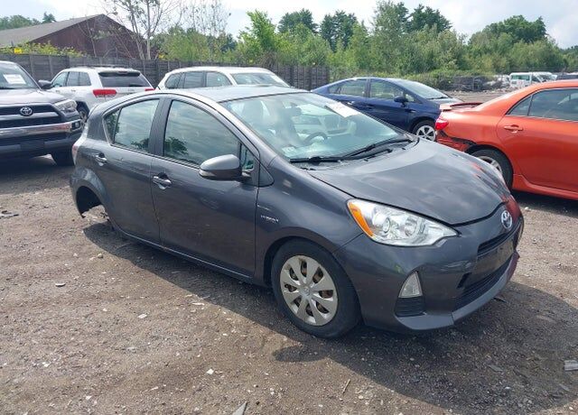 2012 TOYOTA Prius