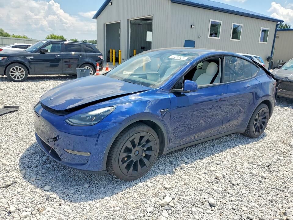 2022 TESLA Model Y