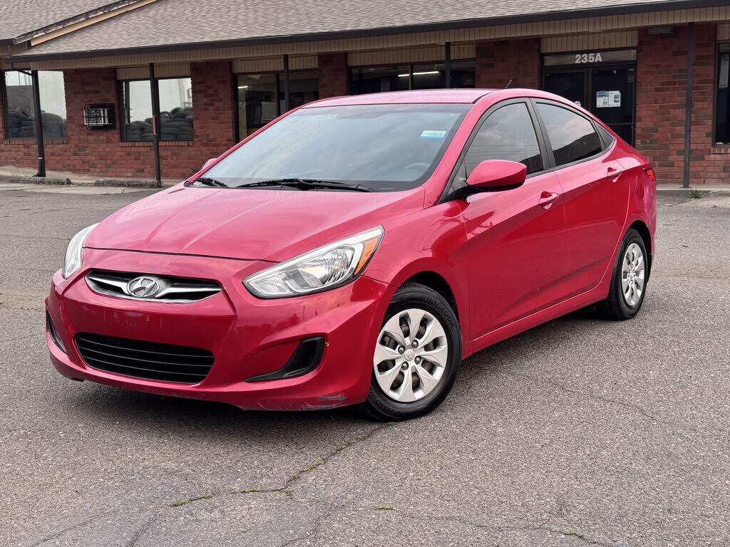 2015 HYUNDAI Accent