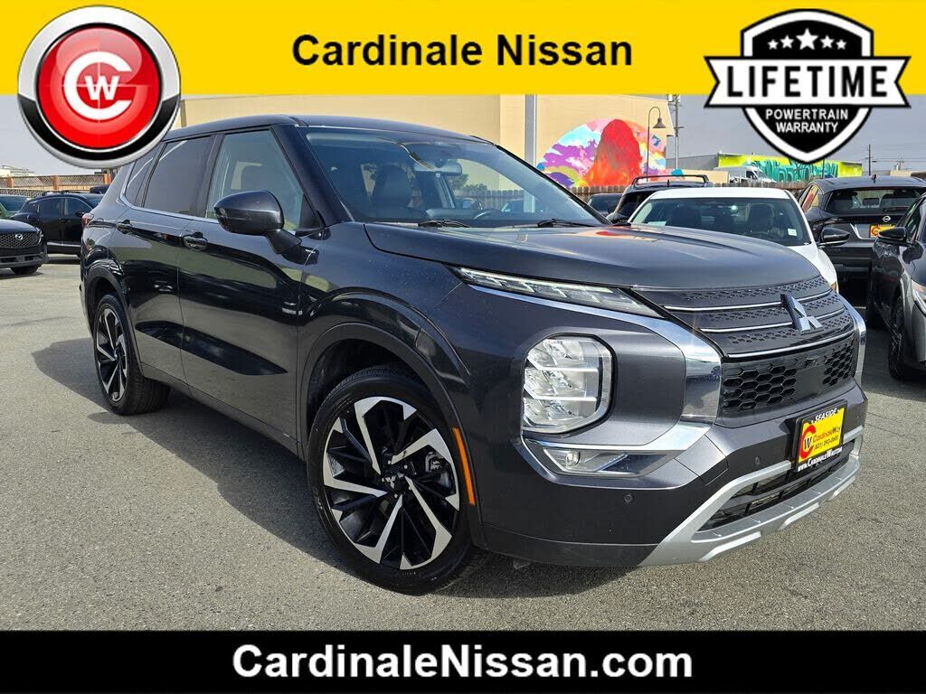 2024 MITSUBISHI Outlander