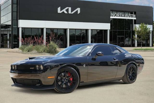 2016 DODGE Challenger