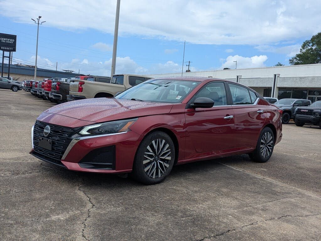 2025 NISSAN Altima