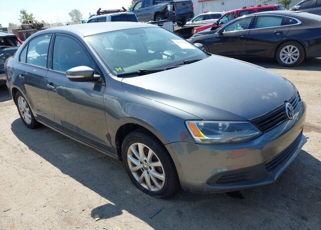 2012 VOLKSWAGEN Jetta