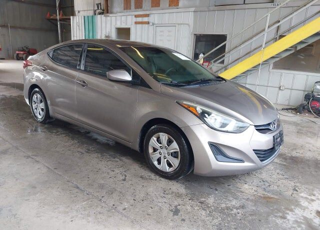 2016 HYUNDAI Elantra