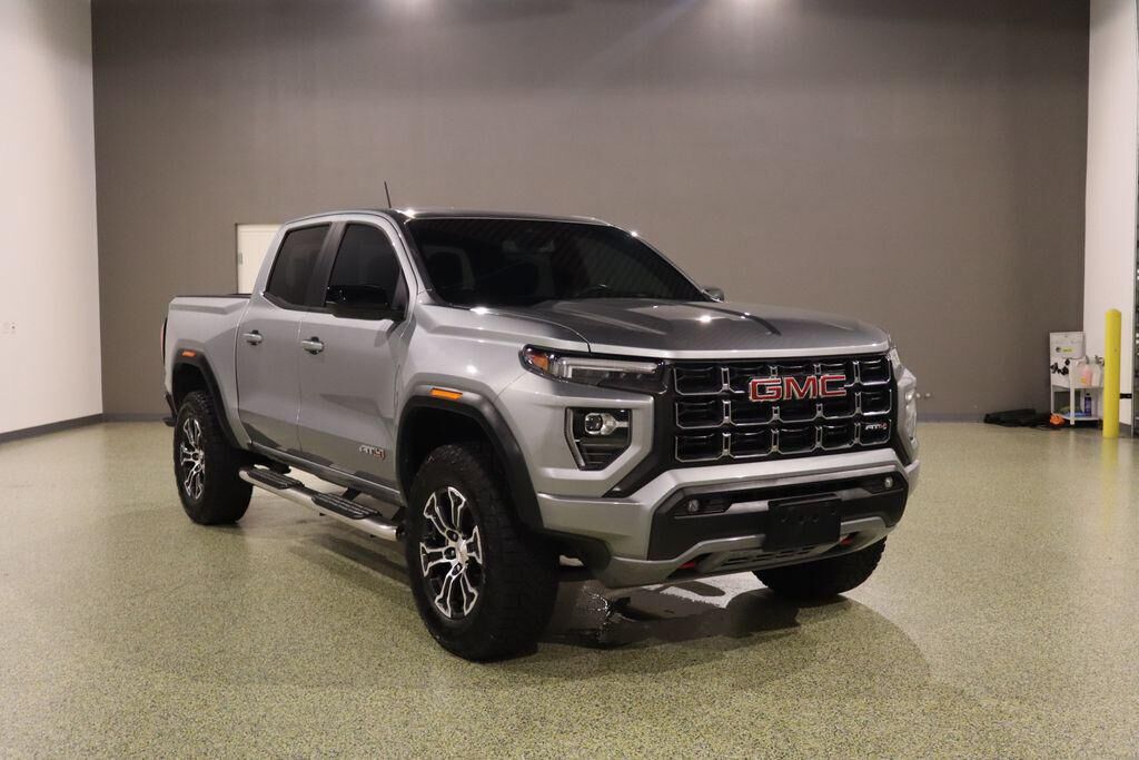 2024 GMC Canyon