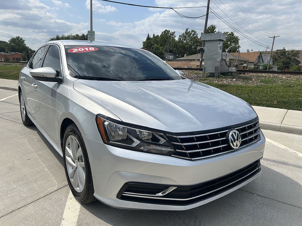 2018 VOLKSWAGEN Passat