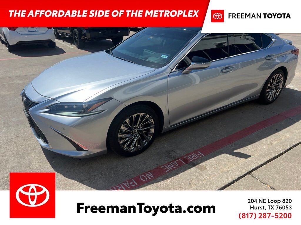 2025 LEXUS ES