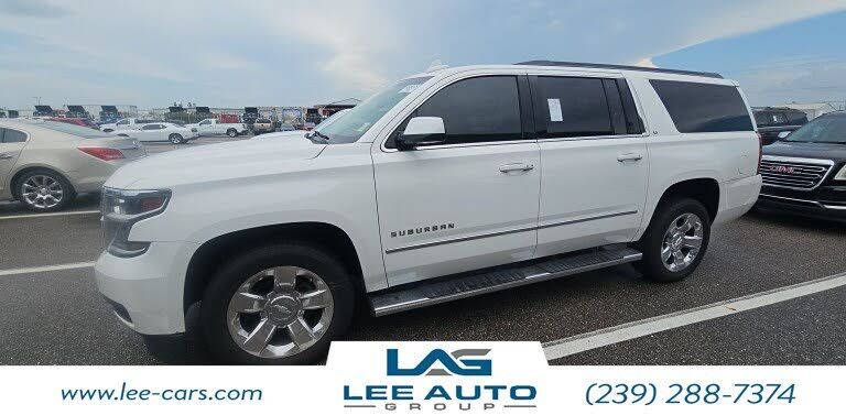 2017 CHEVROLET Suburban