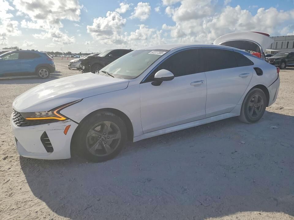 2022 KIA K5