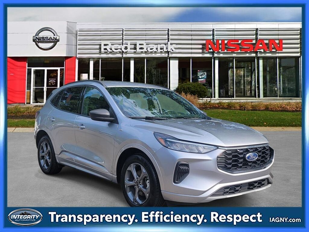 2024 FORD Escape