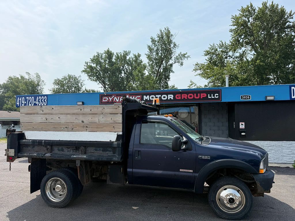 2003 FORD F-550