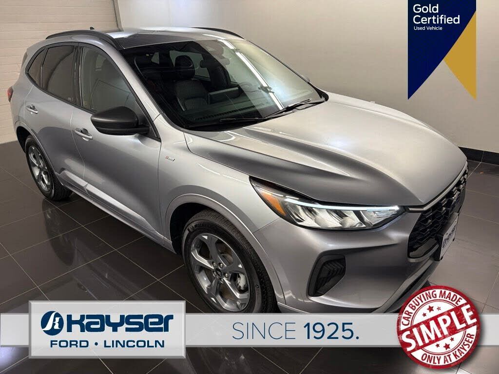 2024 FORD Escape