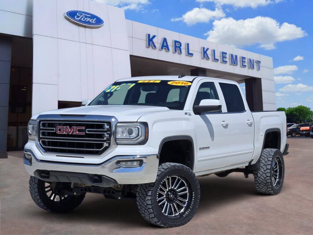 2016 GMC Sierra