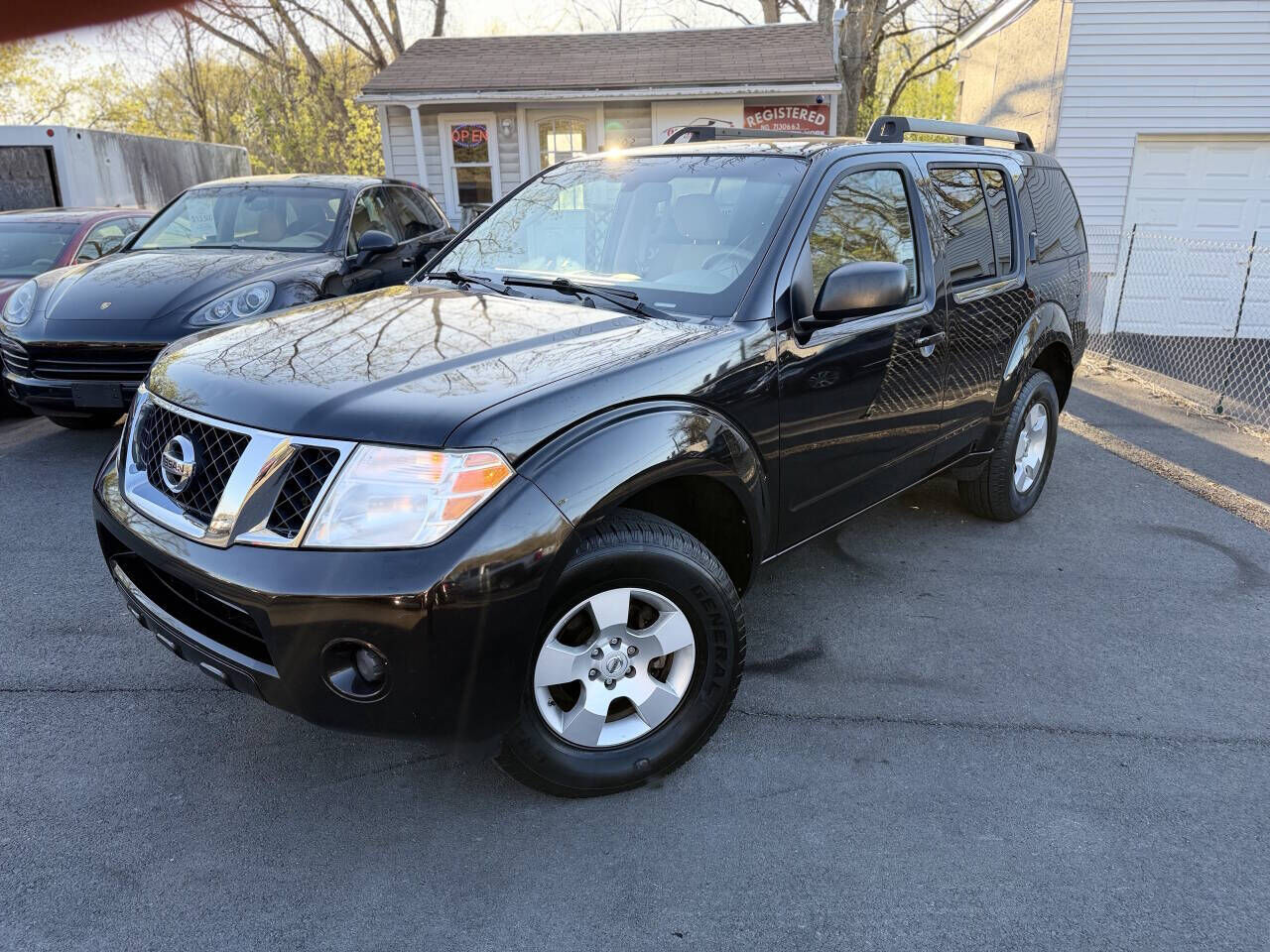 2012 NISSAN Pathfinder