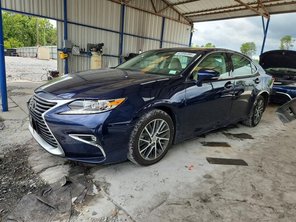 2017 LEXUS ES