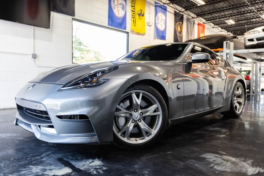 2012 NISSAN 370Z