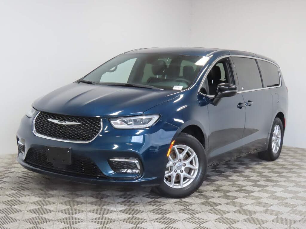 2025 CHRYSLER Pacifica