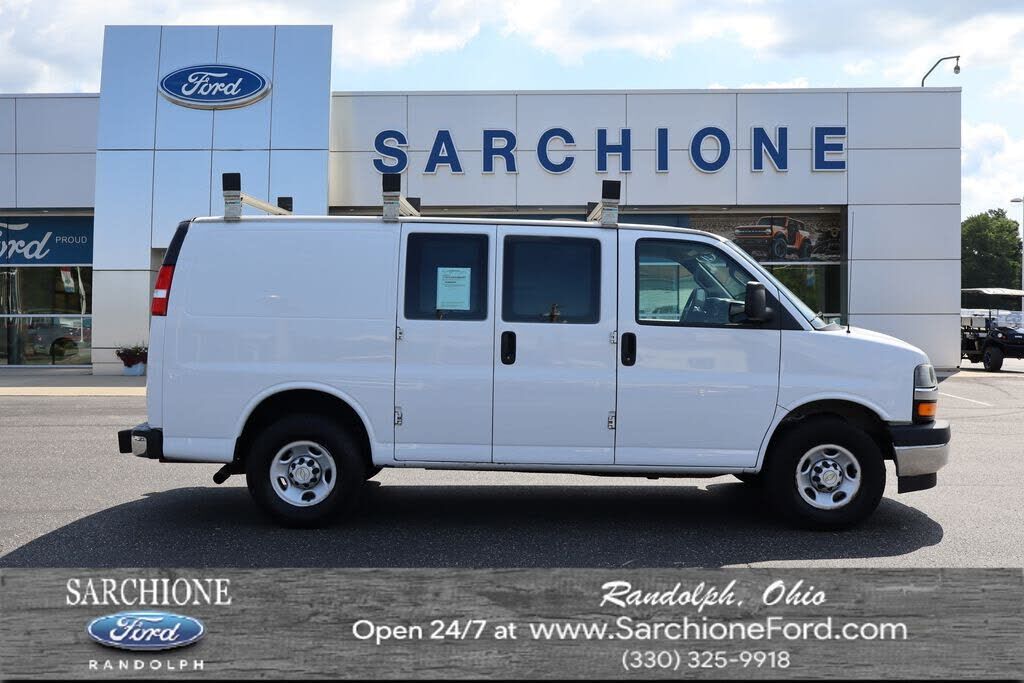 2021 CHEVROLET Express