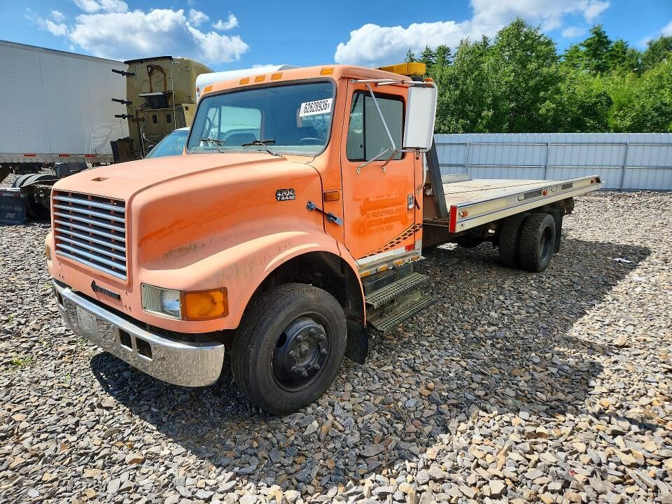 1998 INTERNATIONAL 4700