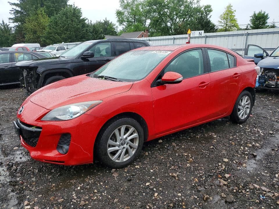 2013 MAZDA Mazda3