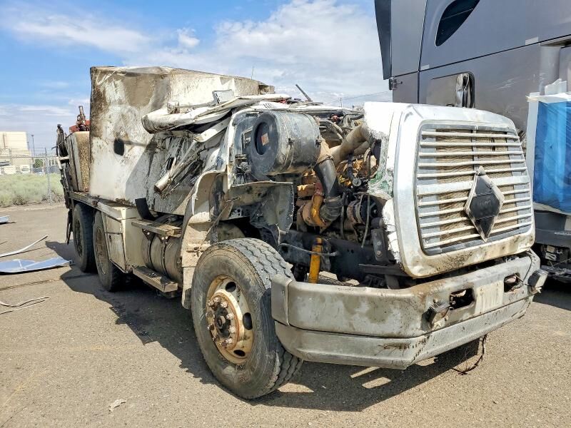 1994 FORD LTA9000