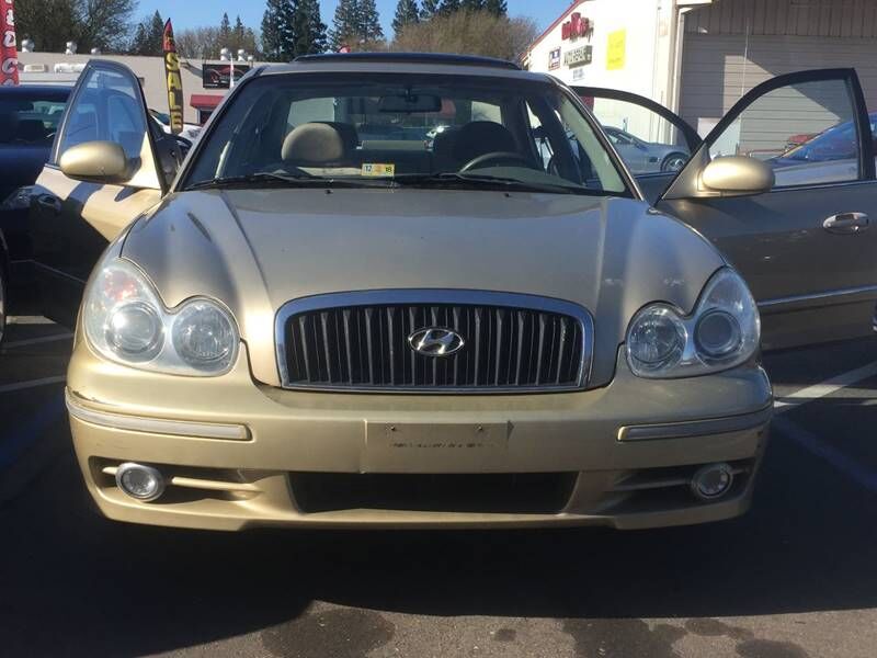 2002 HYUNDAI Sonata