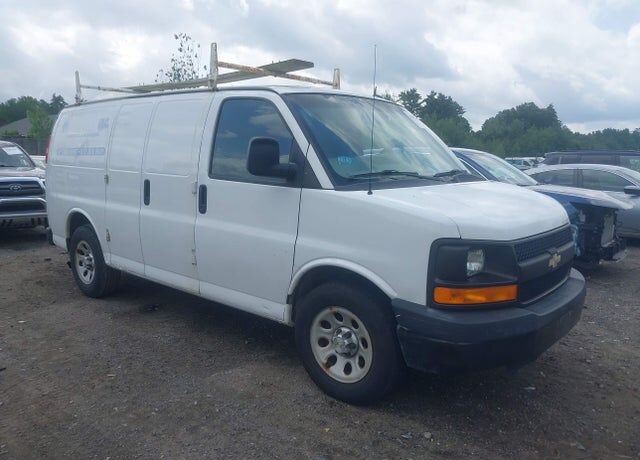 2013 CHEVROLET Express