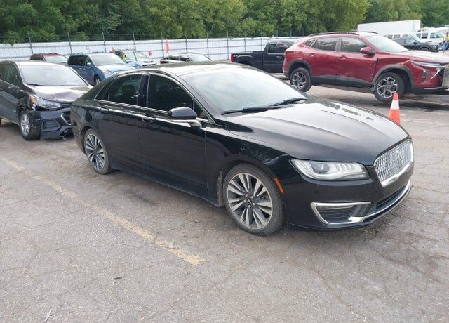 2017 LINCOLN MKZ