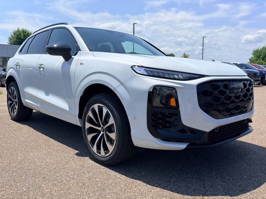 2026 AUDI Q3