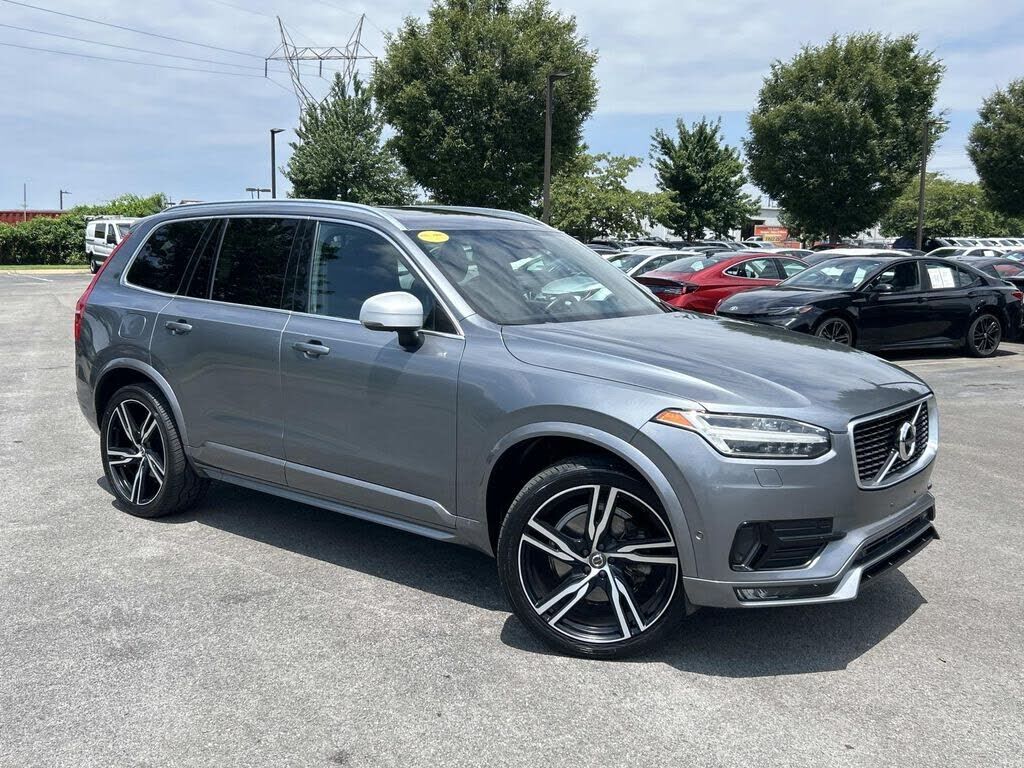 2017 VOLVO XC90