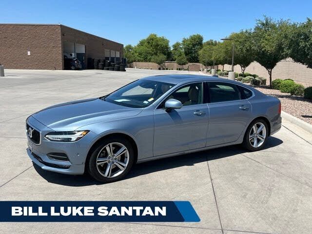 2018 VOLVO S90