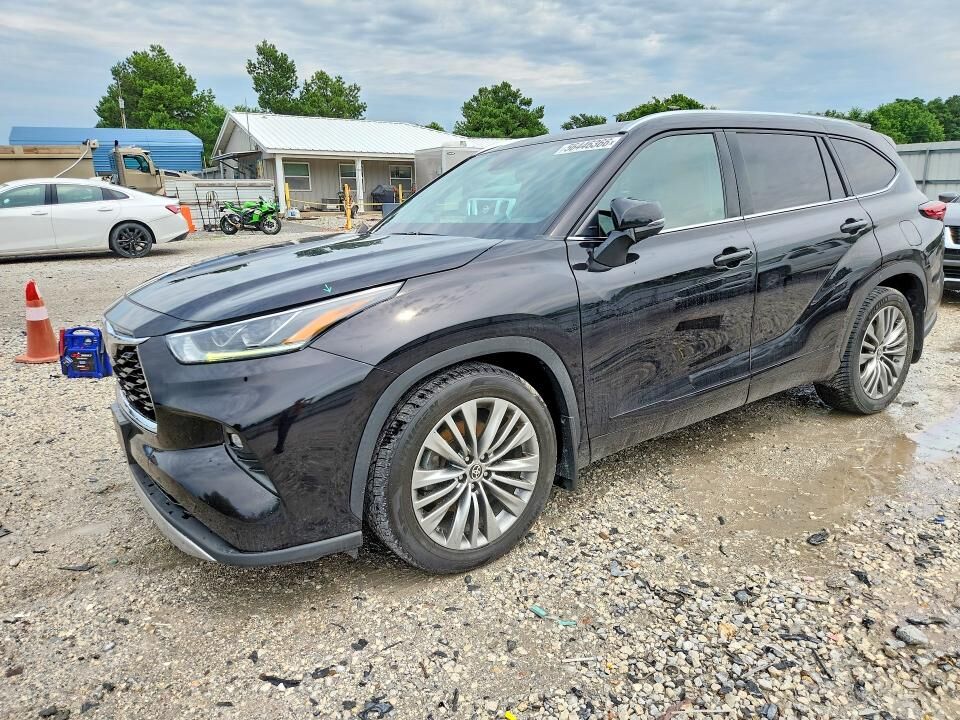 2020 TOYOTA Highlander