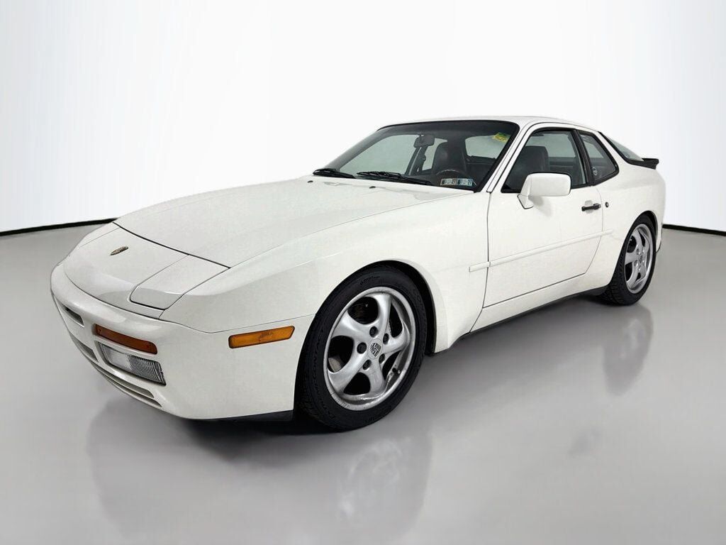 1988 PORSCHE 944