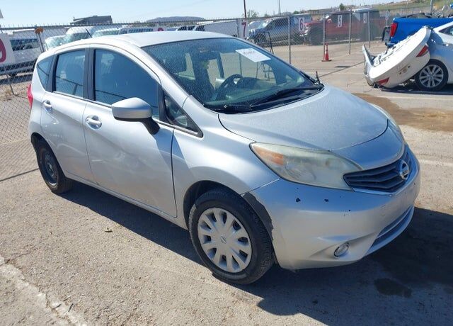 2016 NISSAN Versa
