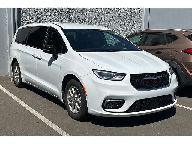 2025 CHRYSLER Pacifica