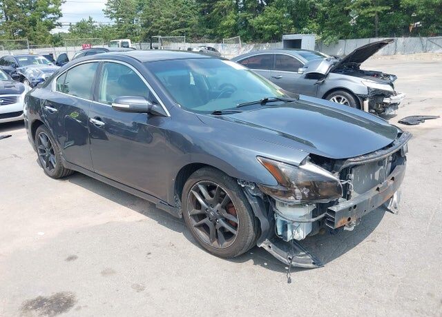 2012 NISSAN Maxima