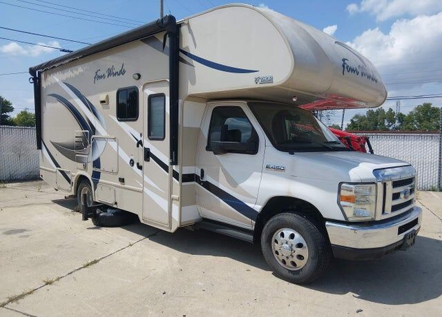 2017 FORD E-450